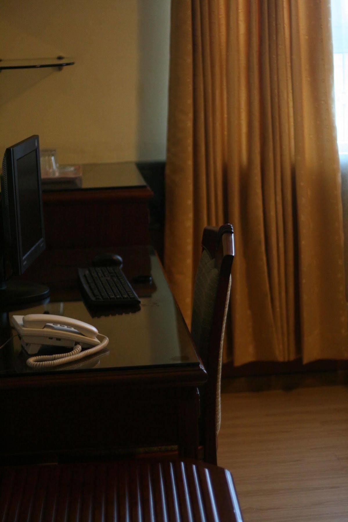 Hotel Oro Inn Лима Экстерьер фото